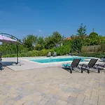 בית נופש Casa Chiara - Sic400 By Interhome